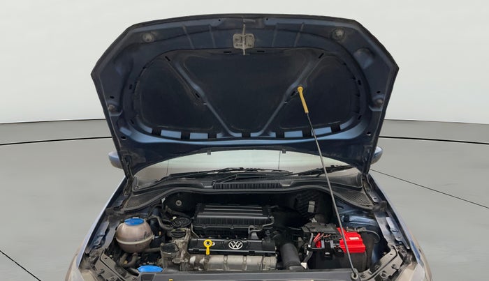 2017 Volkswagen Vento COMFORTLINE 1.6, Petrol, Manual, 75,158 km, Open Bonet