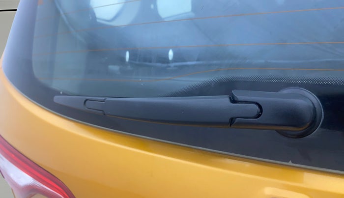 2019 Renault TRIBER RXZ, Petrol, Manual, 37,121 km, Rear Wiper