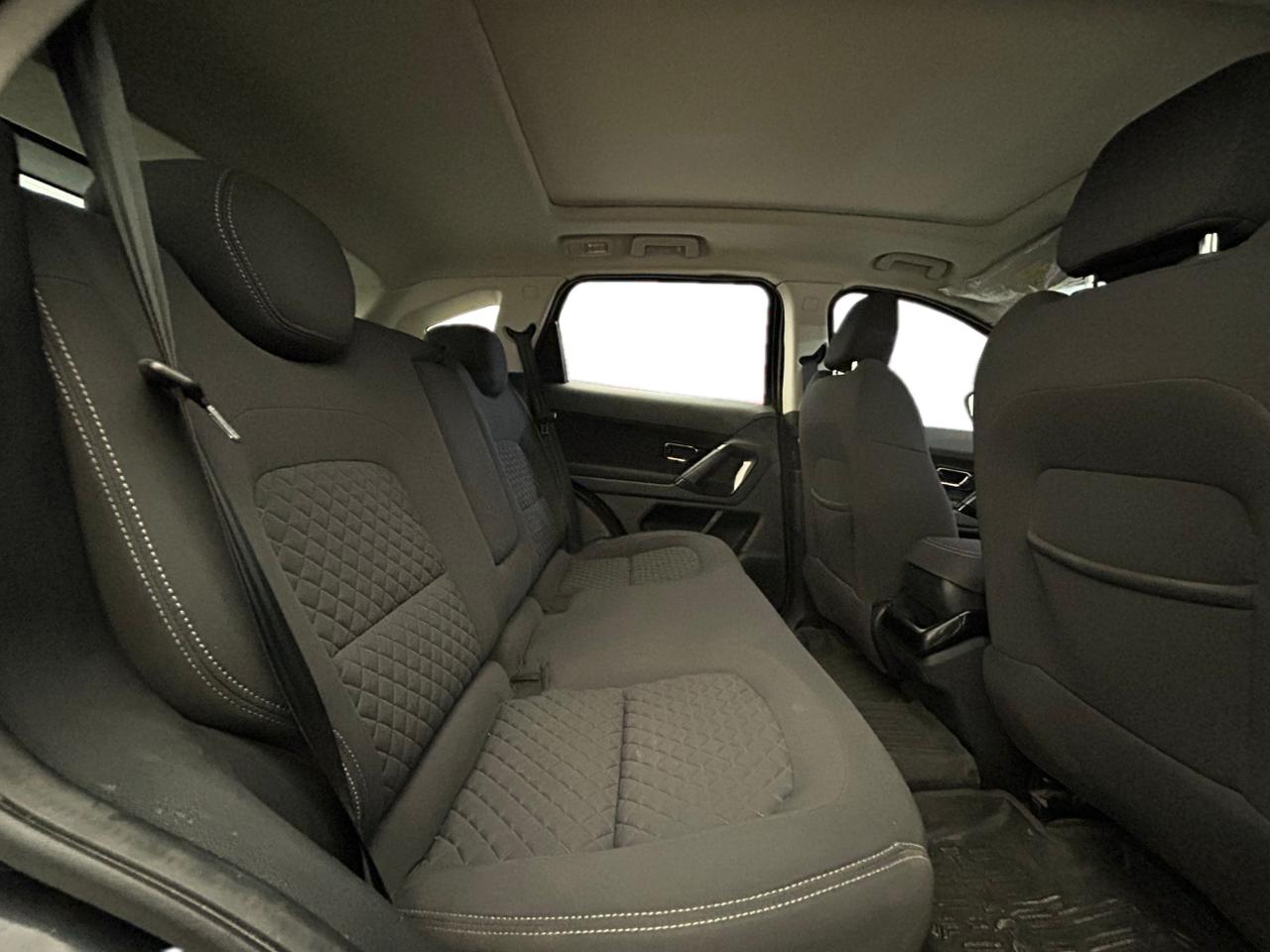 2021 Tata Harrier XTA 2.0L KRYOTEC PLUS, Diesel, Automatic, 43,521 km, Right Side Rear Door Cabin