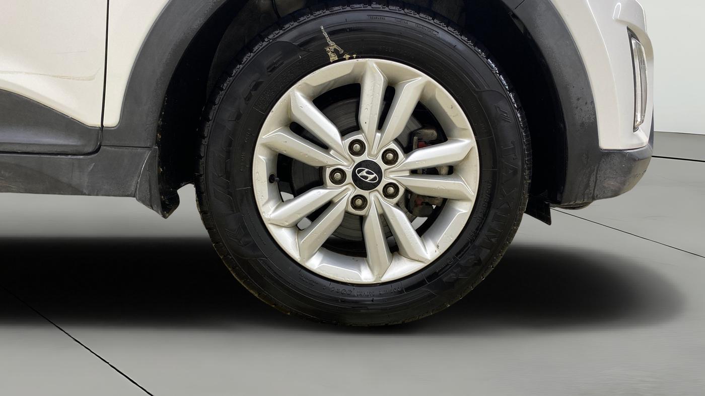 2016 Hyundai Creta SX PLUS 1.6 PETROL, Petrol, Manual, 69,457 km, Right Front Wheel