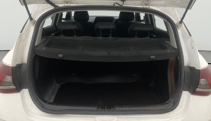 2023 Hyundai NEW I20 ASTA (O) 1.2 IVT, Petrol, Automatic, 41,430 km, Boot Open Zoomed View