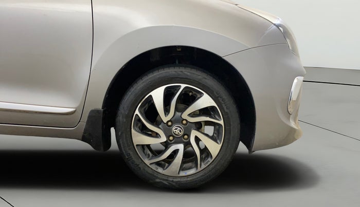 2020 Toyota Glanza G, Petrol, Manual, 38,275 km, Right Front Wheel