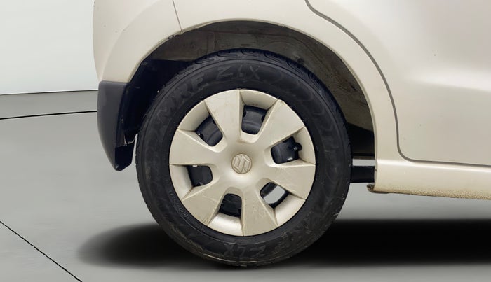 2013 Maruti A Star VXI (ABS) AT, CNG, Automatic, 52,374 km, Right Rear Wheel