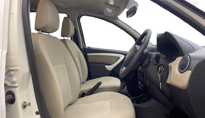 2013 Renault Duster RXE PETROL, Petrol, Manual, 54,461 km, Right Side Front Door Cabin