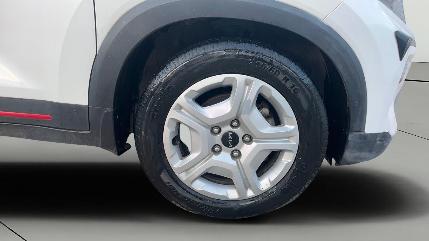 2021 KIA SONET HTK PLUS 1.2, Petrol, Manual, 50,904 km, Right Front Wheel