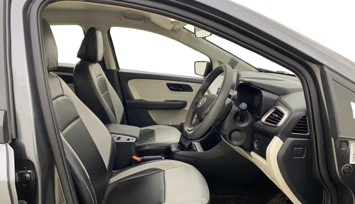 2021 Tata ALTROZ XT PETROL, Petrol, Manual, 32,075 km, Right Side Front Door Cabin
