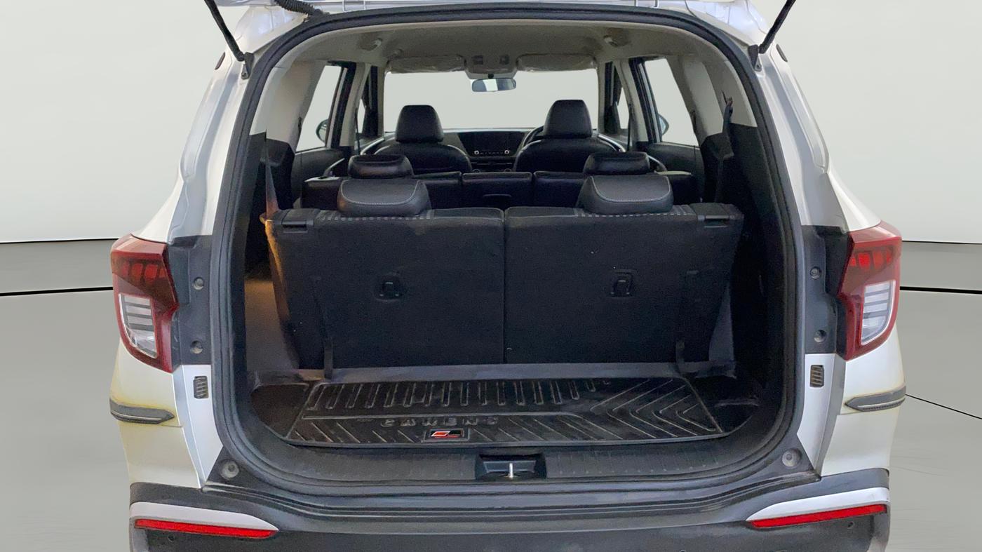 2022 KIA CARENS PRESTIGE 1.4 PETROL 7 STR, Petrol, Manual, 30,835 km, Boot Open Zoomed View
