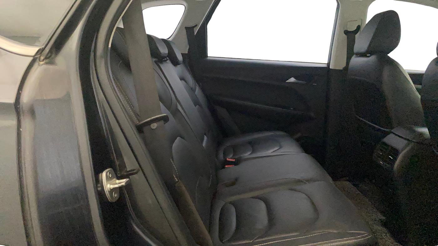 2020 MG HECTOR SHARP 2.0 DIESEL, Diesel, Manual, 81,079 km, Right Side Rear Door Cabin