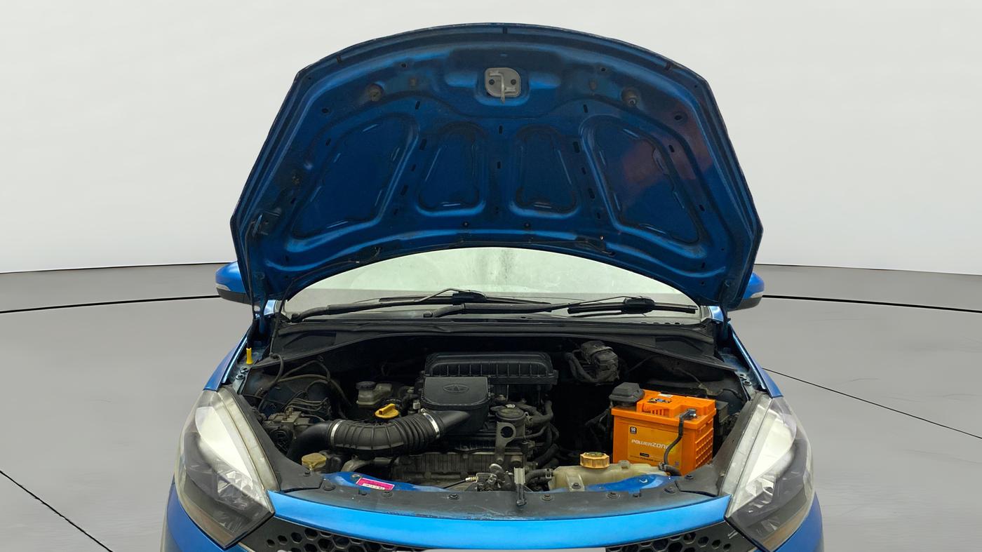 2019 Tata Tiago XZ PLUS PETROL, Petrol, Manual, 1,29,376 km, Open Bonet