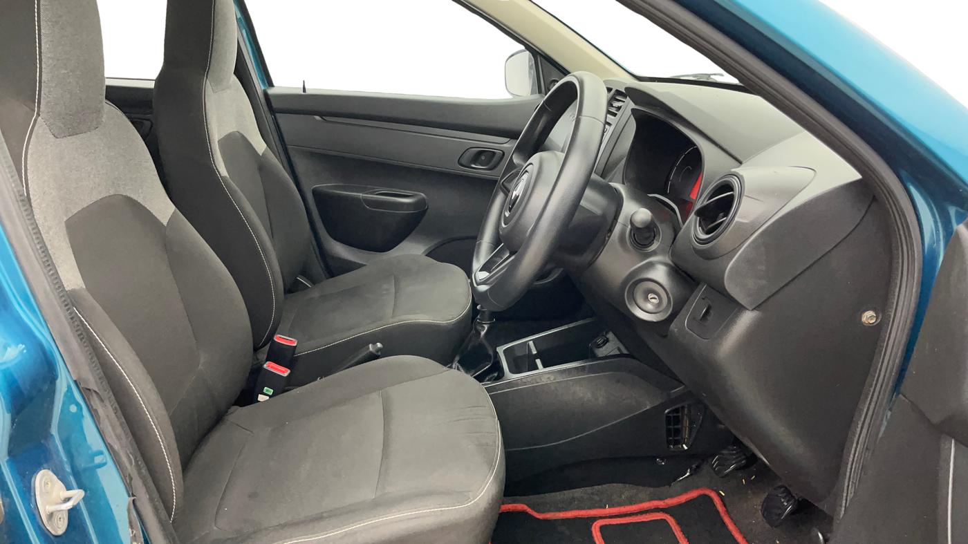2021 Renault Kwid RXL 1.0, Petrol, Manual, 30,965 km, Right Side Front Door Cabin