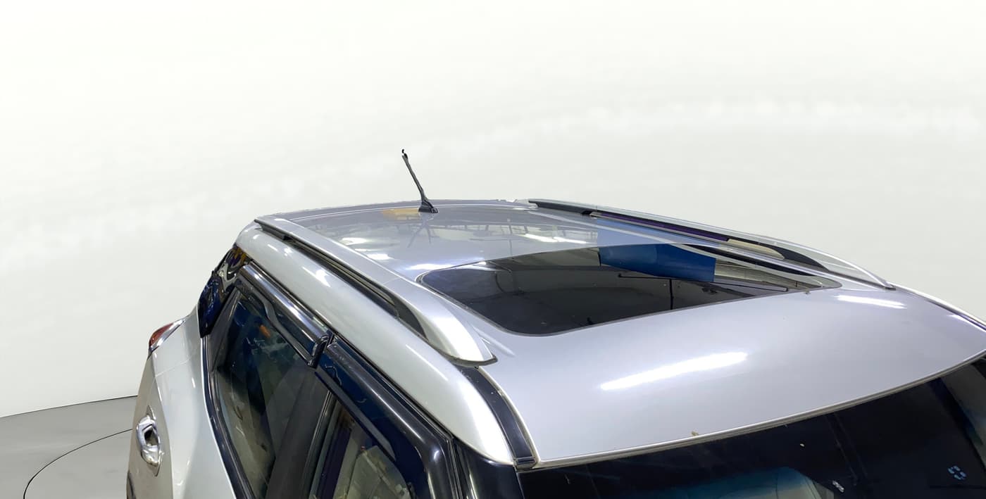 2019 Mahindra XUV300 W8 (O) 1.2 PETROL, Petrol, Manual, 80,379 km, Roof