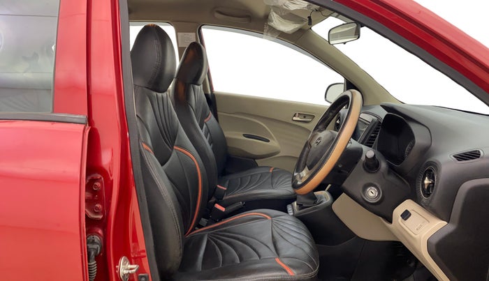 2018 Hyundai NEW SANTRO MAGNA CNG, CNG, Manual, 63,623 km, Right Side Front Door Cabin