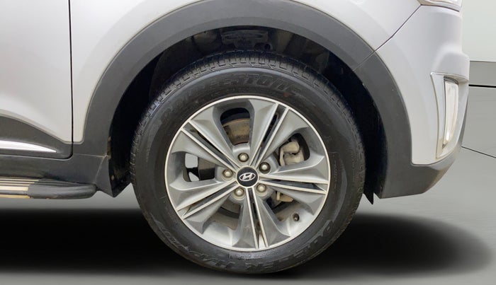 2017 Hyundai Creta SX PLUS AT 1.6 PETROL, Petrol, Automatic, 26,882 km, Right Front Wheel