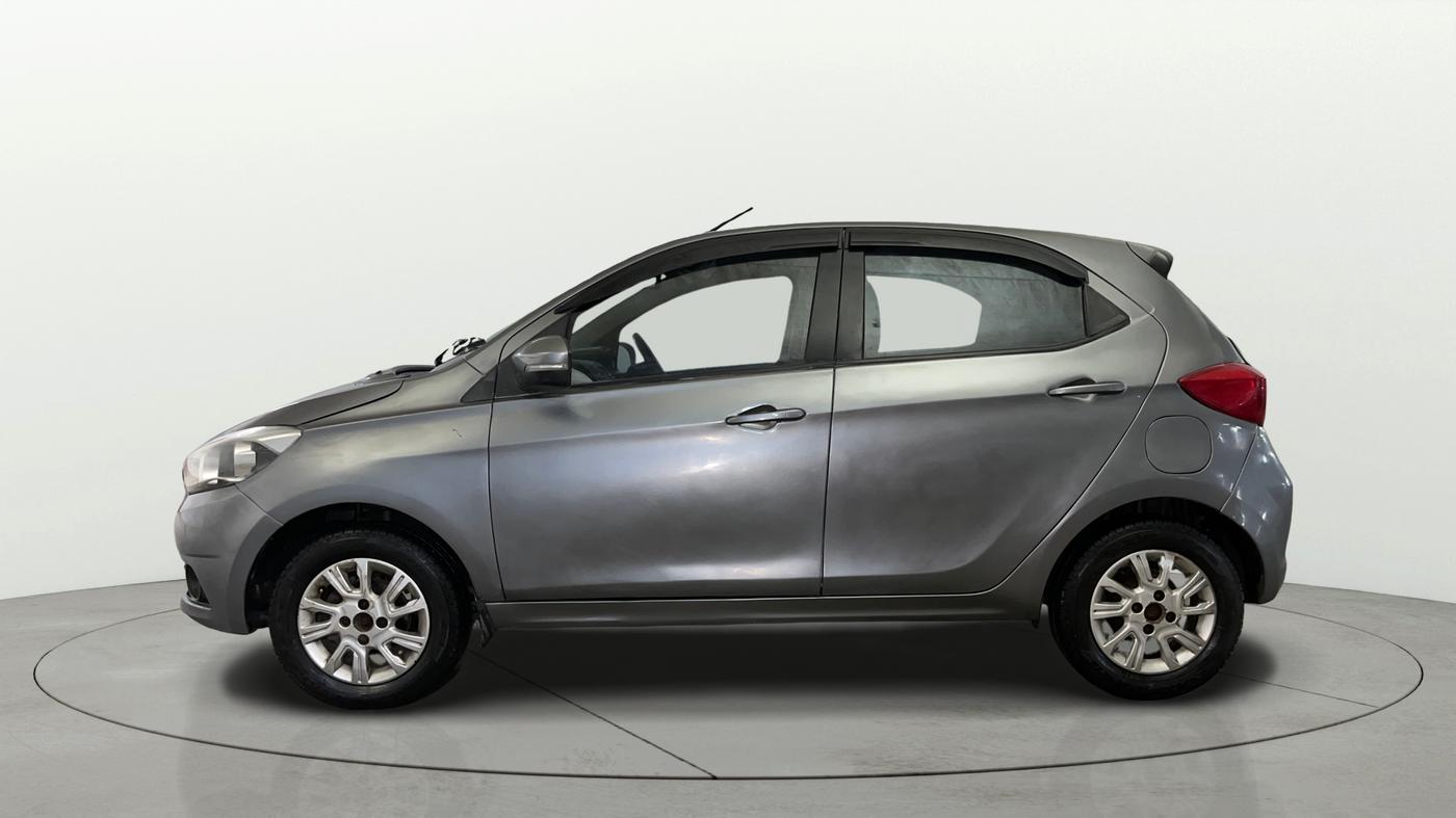 2018 Tata Tiago XZ PETROL, Petrol, Manual, 58,991 km, Left Side