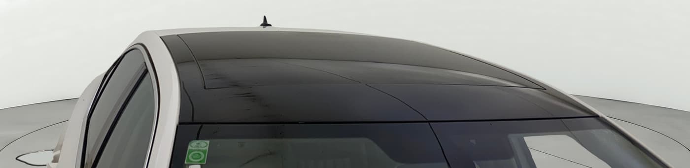 2019 Skoda Superb STYLE 1.8 TSI MT, Petrol, Manual, 50,278 km, Roof