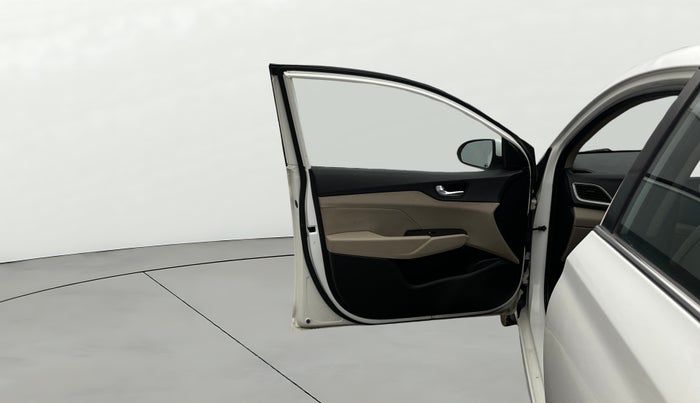 2019 Hyundai Verna 1.6 VTVT SX + AT, Petrol, Automatic, 81,131 km, LHS Front Door