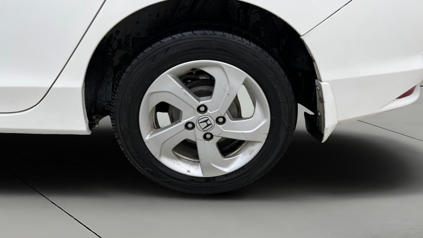 2014 Honda City 1.5L I-DTEC V, Diesel, Manual, 1,07,097 km, Left Rear Wheel