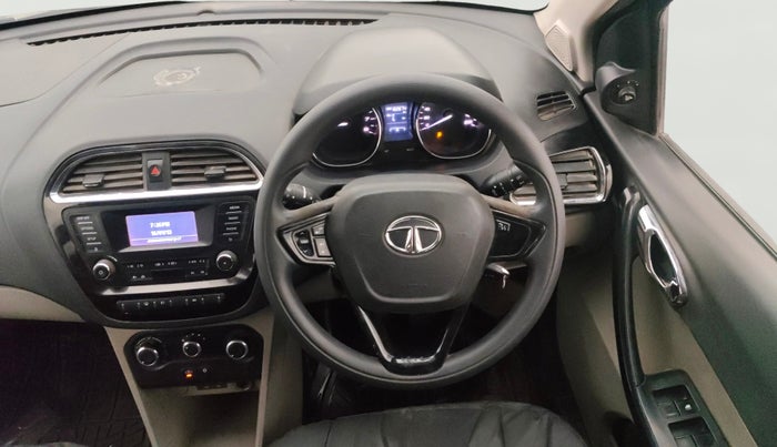 2018 Tata Tiago XZ PETROL, Petrol, Manual, 1,02,630 km, Steering Wheel Close Up