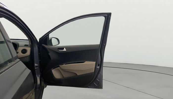 2016 Hyundai Grand i10 SPORTZ 1.2 KAPPA VTVT, Petrol, Manual, 30,878 km, RHS Front Door