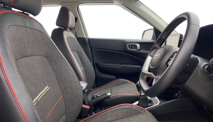 2020 Hyundai VENUE SX 1.0 (O) TURBO IMT DUAL TONE, Petrol, Manual, 56,298 km, Right Side Front Door Cabin