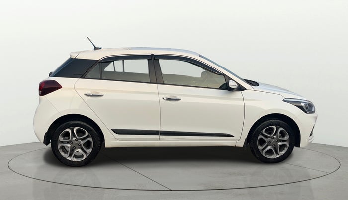2018 Hyundai Elite i20 ASTA 1.2 (O), Petrol, Manual, 65,406 km, Right Side View