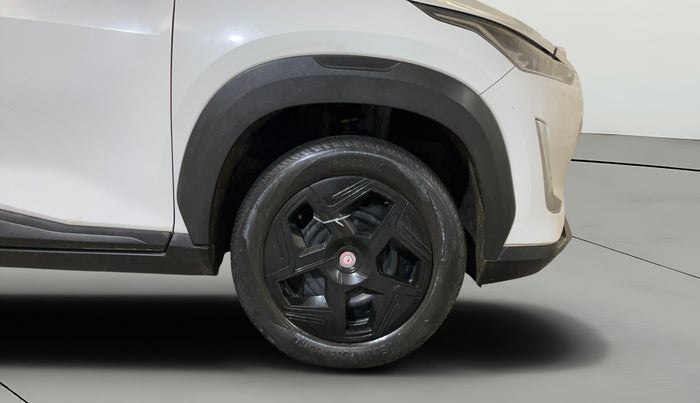 2023 Nissan MAGNITE XL, Petrol, Manual, 42,256 km, Right Front Wheel