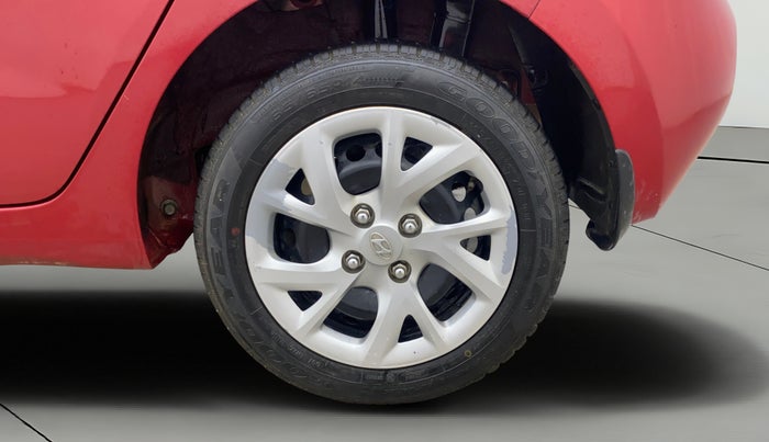 2018 Hyundai Grand i10 MAGNA 1.2 KAPPA VTVT, Petrol, Manual, 22,602 km, Left Rear Wheel