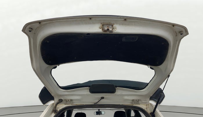 2015 Toyota Etios CROSS 1.2 G, Petrol, Manual, 1,16,991 km, Boot Door Open