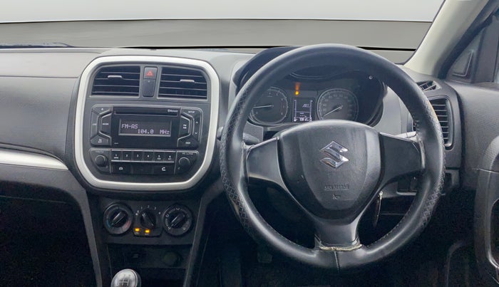 2022 Maruti Vitara Brezza LXI, Petrol, Manual, 70,799 km, Steering Wheel Close Up