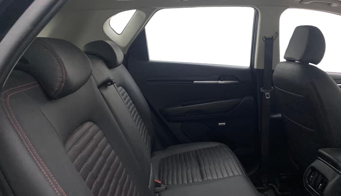 2020 KIA SONET GTX PLUS 1.0 DCT, Petrol, Automatic, 38,516 km, Right Side Rear Door Cabin