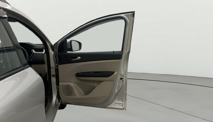 2019 Renault TRIBER RXZ, Petrol, Manual, 44,865 km, RHS Front Door