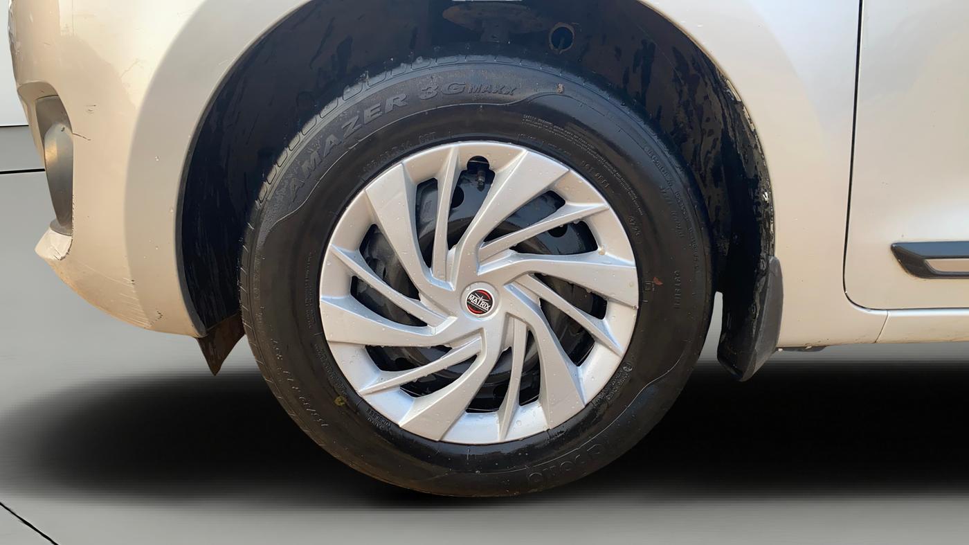 2023 Maruti Swift VXI, Petrol, Manual, 48,468 km, Left Front Wheel