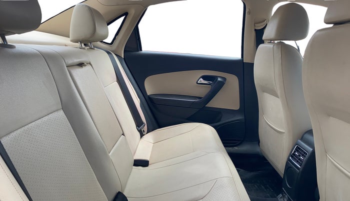 2018 Skoda Rapid STYLE 1.6 MPI, Petrol, Manual, 78,470 km, Right Side Rear Door Cabin