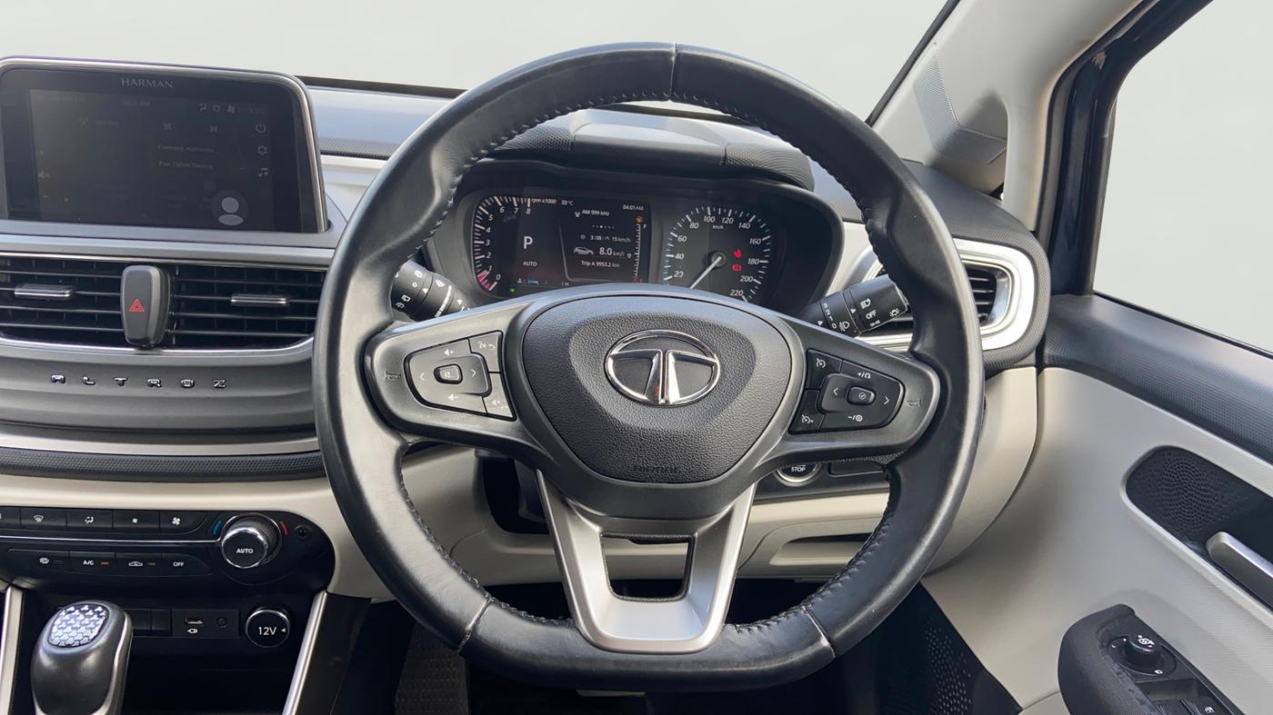 2022 Tata ALTROZ XZA PLUS, Petrol, Automatic, 24,271 km, Steering Wheel Close Up