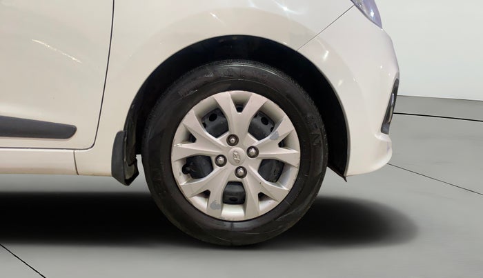 2016 Hyundai Grand i10 SPORTZ 1.2 KAPPA VTVT, Petrol, Manual, 90,804 km, Right Front Wheel