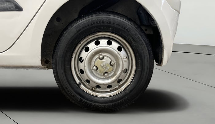 2015 Hyundai i10 MAGNA 1.1, Petrol, Manual, 43,839 km, Left Rear Wheel