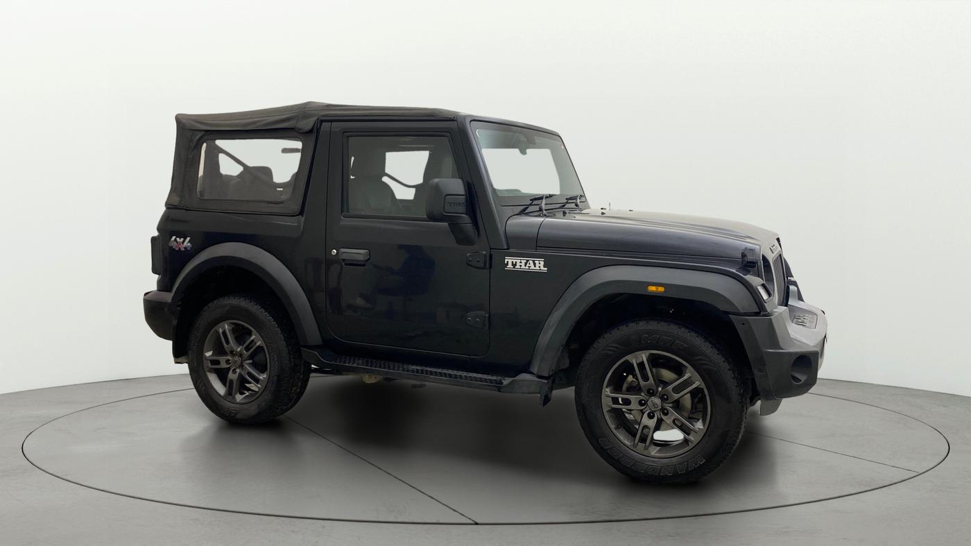 2021 Mahindra Thar LX  P 4WD AT CONVERTIBLE, Petrol, Automatic, 21,785 km, Right Front Diagonal