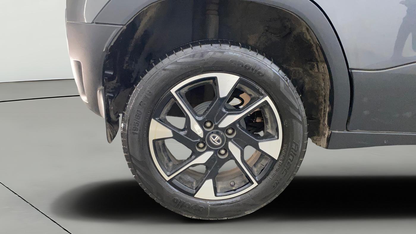2021 Tata PUNCH CREATIVE  AMT, Petrol, Automatic, 69,002 km, Right Rear Wheel