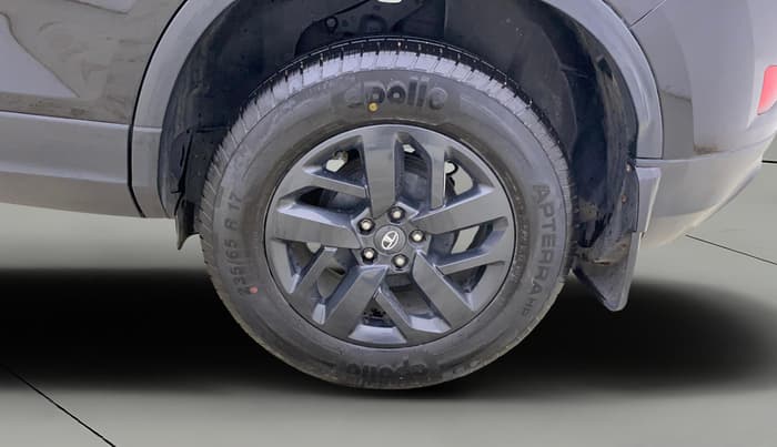2020 Tata Harrier XZA PLUS 2.0L, Diesel, Automatic, 44,628 km, Left Rear Wheel