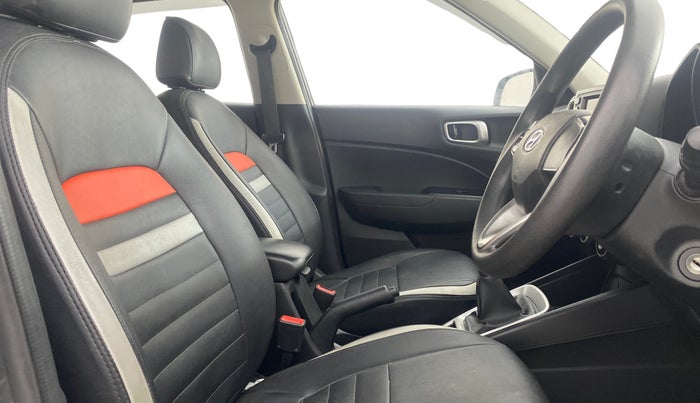 2020 Hyundai VENUE S 1.2, Petrol, Manual, 96,870 km, Right Side Front Door Cabin