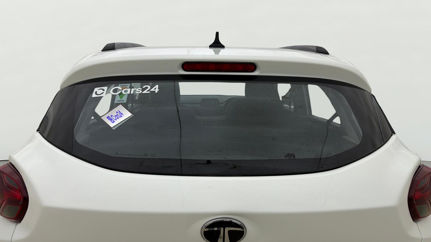 2025 Tata PUNCH Adventure (S) iCNG, CNG, Manual, 4,858 km, Rear Windshield
