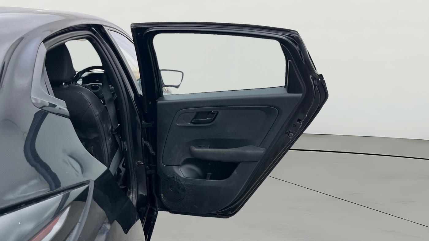 2024 Tata ALTROZ XZA Plus (S) Lux Dark Edition, Petrol, Automatic, 23,295 km, RHS Rear Door