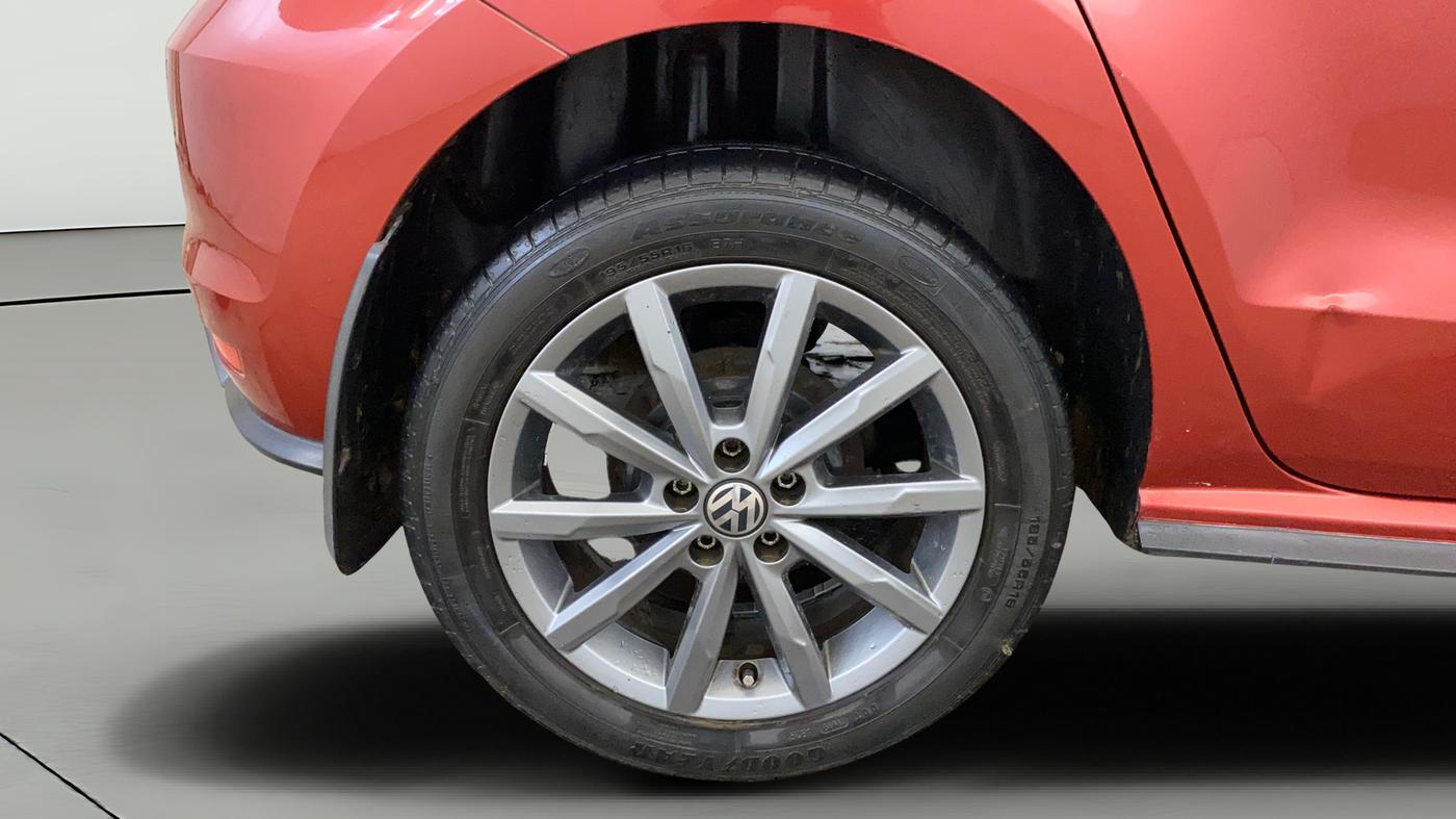 2020 Volkswagen Polo HIGHLINE PLUS 1.0L TSI, Petrol, Manual, 33,676 km, Right Rear Wheel