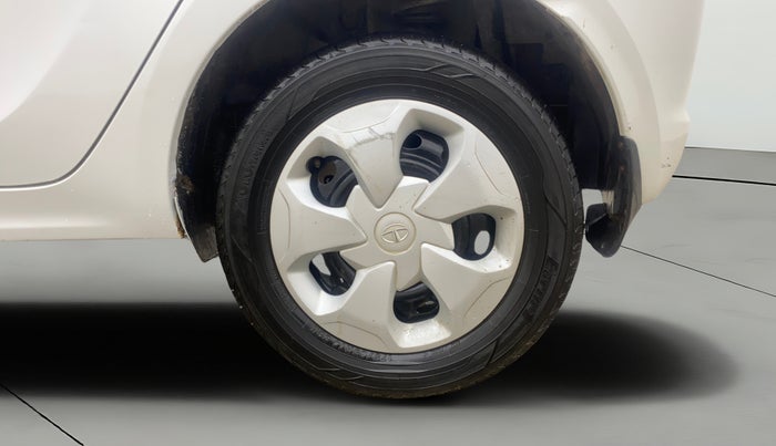 2016 Tata Tiago XT DIESEL, Diesel, Manual, 60,451 km, Left Rear Wheel
