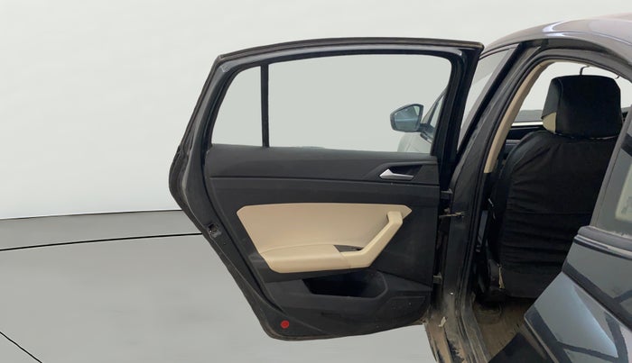 2023 Volkswagen VIRTUS HIGHLINE TSI 1.0 MT, Petrol, Manual, 39,475 km, LHS Rear Door