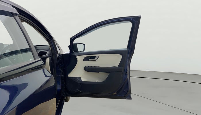 2023 Tata ALTROZ XZ PLUS SUNROOF CNG, CNG, Manual, 40,498 km, RHS Front Door