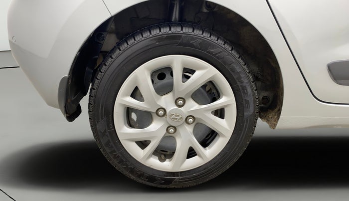 2019 Hyundai Grand i10 SPORTZ 1.2 KAPPA VTVT, Petrol, Manual, 41,945 km, Right Rear Wheel