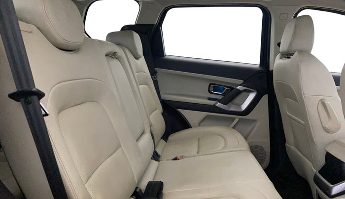 2021 Tata Safari XZA PLUS, Diesel, Automatic, 72,667 km, Right Side Rear Door Cabin
