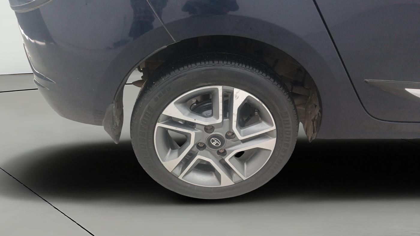 2022 Tata TIGOR XZA PLUS PETROL, Petrol, Automatic, 57,546 km, Right Rear Wheel
