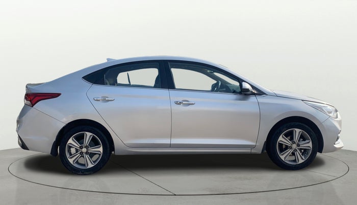 2018 Hyundai Verna 1.6 SX (O) CRDI MT, Diesel, Manual, 68,211 km, Right Side View